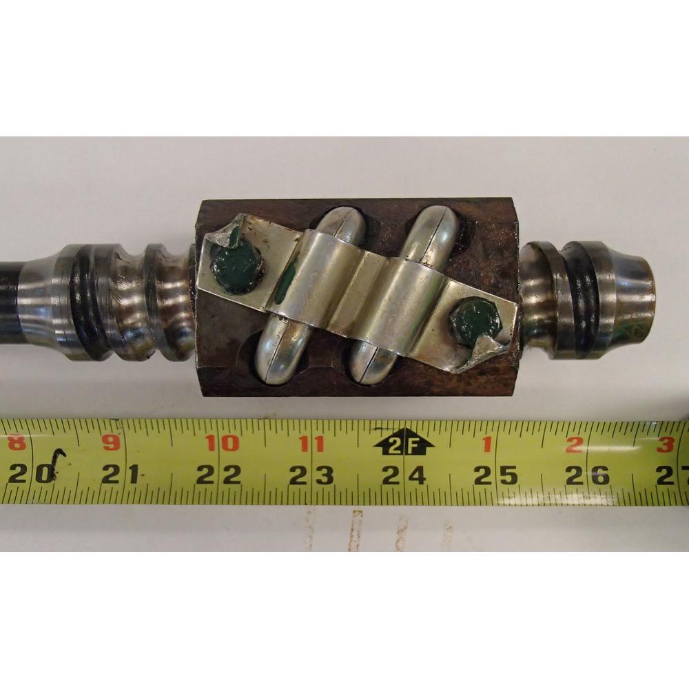 D2NN3A710B New Worm Shaft Manual Steering Fits Ford 2000 3000 4000SU 2600+