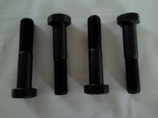 6V9667 Qty 4: Bolts Fits John Deere