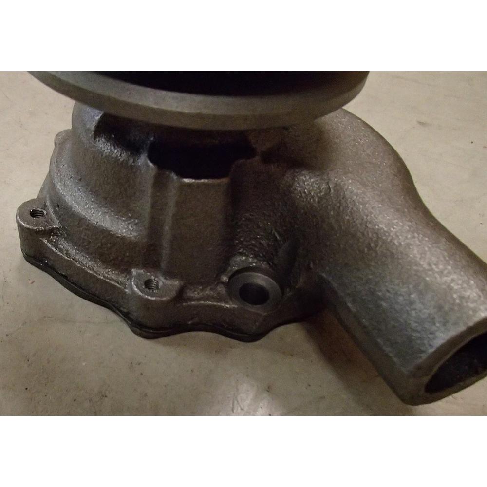 Water Pump Fits Ford 501 600 700 800 900 2000 2110 4000 4100 4110 4130 CDPN8501C