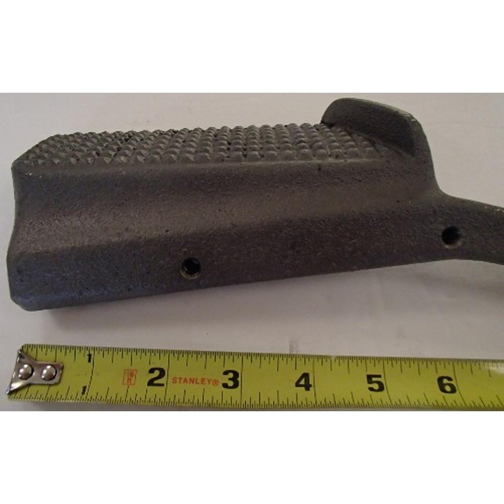 1672928M5-AIC LH Foot Rest